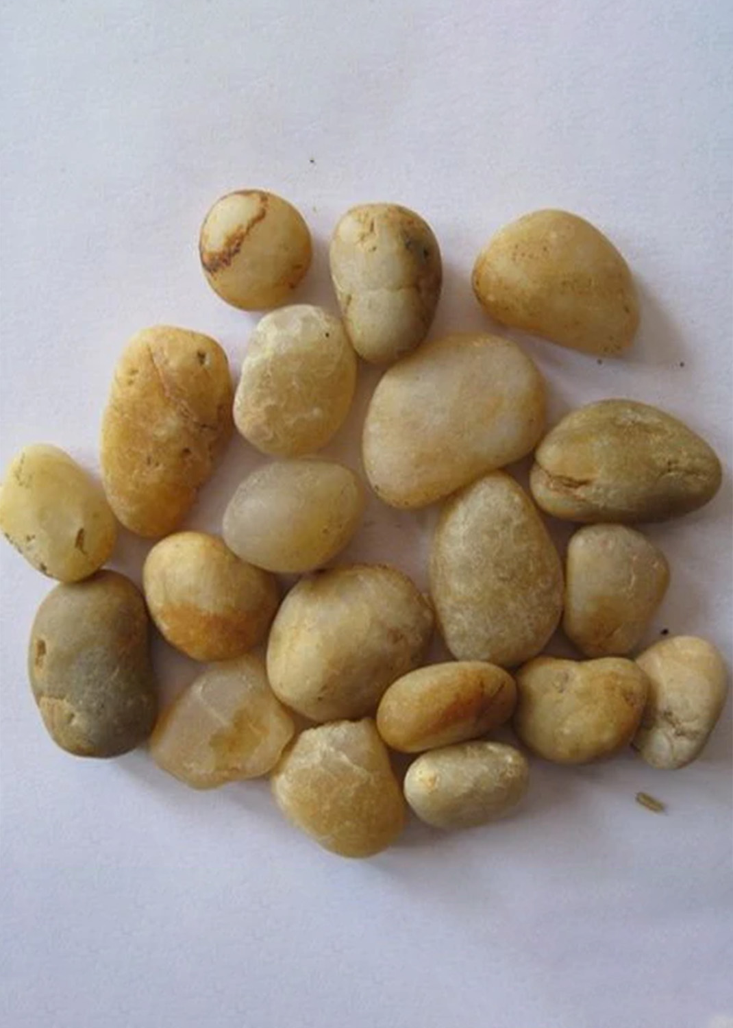 Yellow pebbles 3-5cm